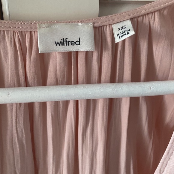 Aritizia Shanina Tie Front Blouse - Picture 3 of 4